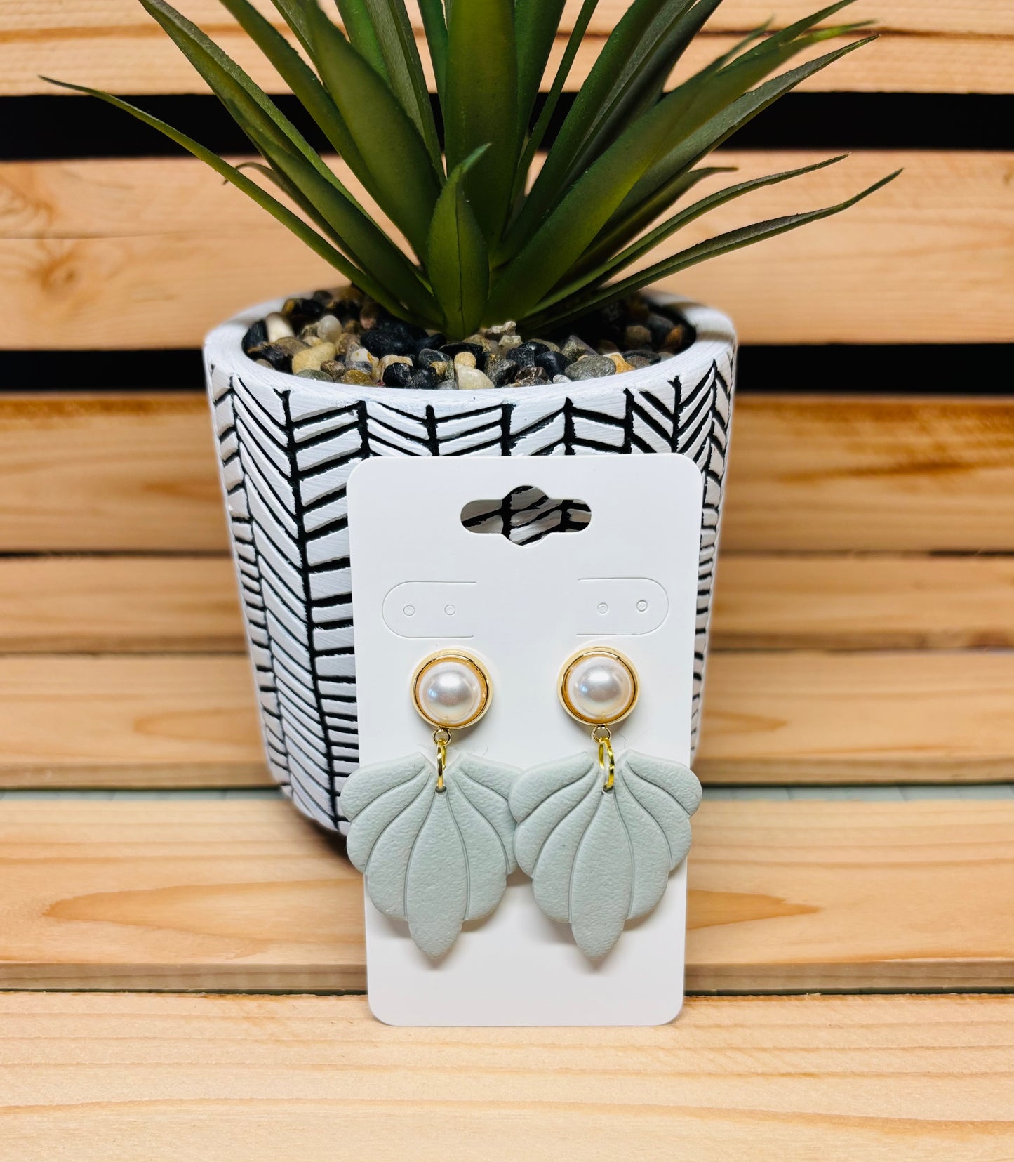 The Susanna earring